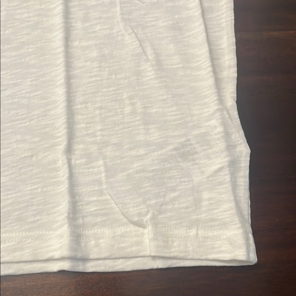 Guess White Short Sleeve Tee - Picture 6 of 7